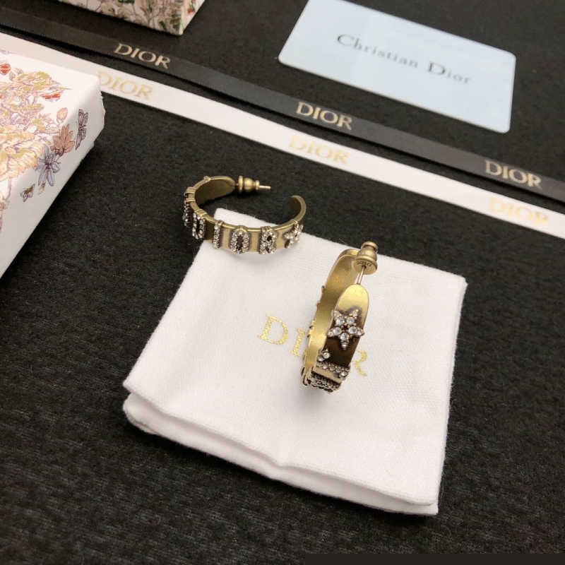 ch**an D*or earrings
